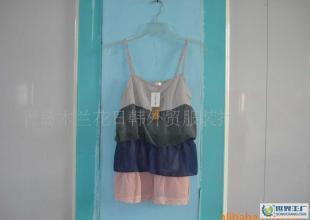 青島日韓外貿(mào)服裝批發(fā)女士原單尾貨庫(kù)存小背心吊帶衫_二手設(shè)備轉(zhuǎn)讓_世界工廠網(wǎng)中國(guó)產(chǎn)品信息庫(kù)