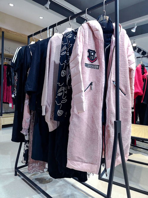 廣州女裝尾貨批發(fā)市場哪里貨源最便宜