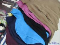 低價爆款服裝批發(fā)指南 雜款毛衣與長袖女T的商機解析