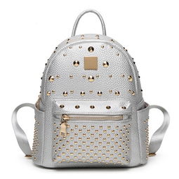 廠家新款雙肩包女包韓版鉚釘中學生雙肩包女書包百搭女包一件代發 穎訊皮具