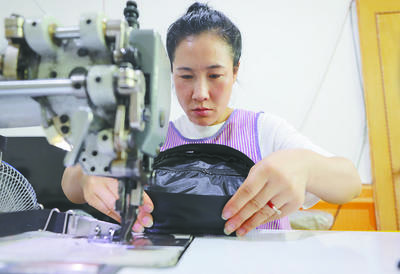 訂單式生產 促進就業(yè)增收