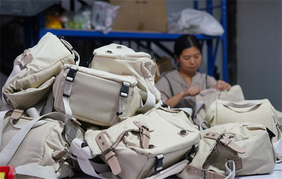 貴州丹寨:安置社區(qū)&ldquo;微工廠&ldquo; 助就業(yè)